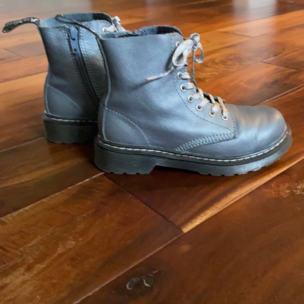 Girls’ Dr. Martens